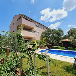  Apartament Neja